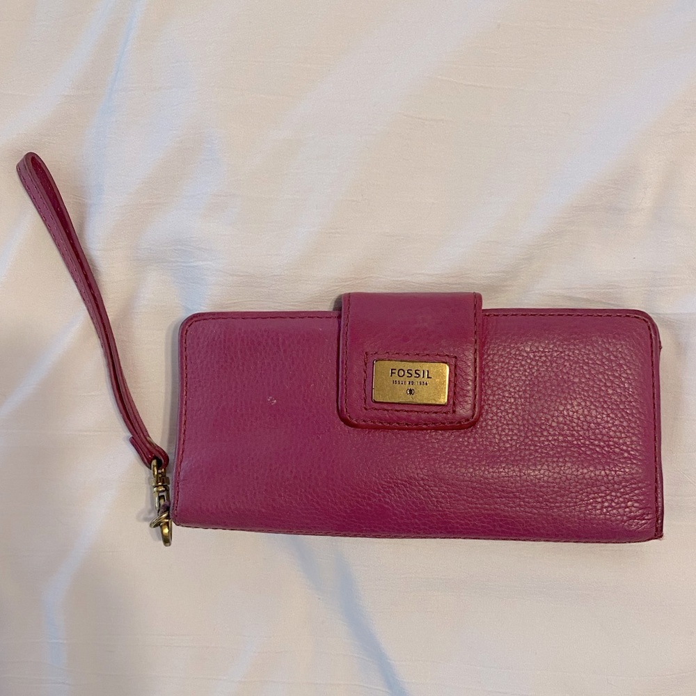 Fossil Leather Wallet - Magenta